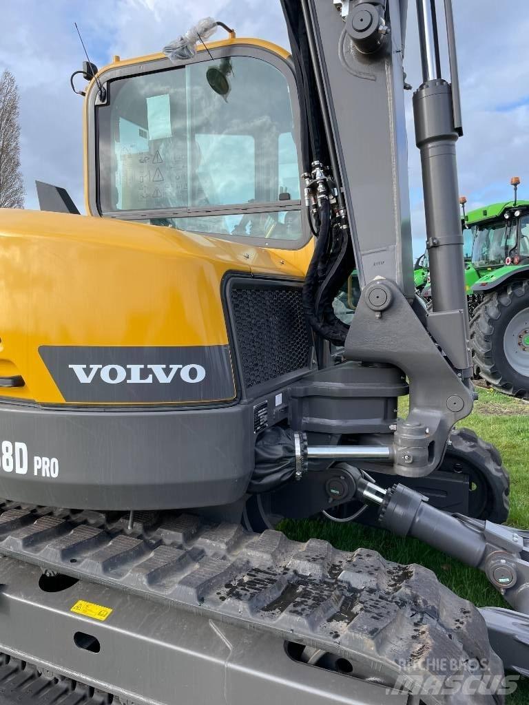 Volvo ECR 88 D PRO 中型油圧ショベル 7ｔ-12ｔ（ユンボ・パワーショベル・バックホー）