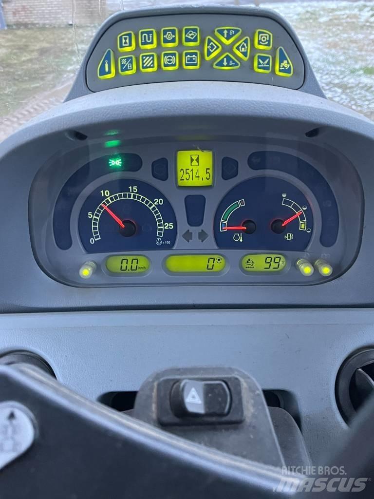 New Holland T6.175 トラクター