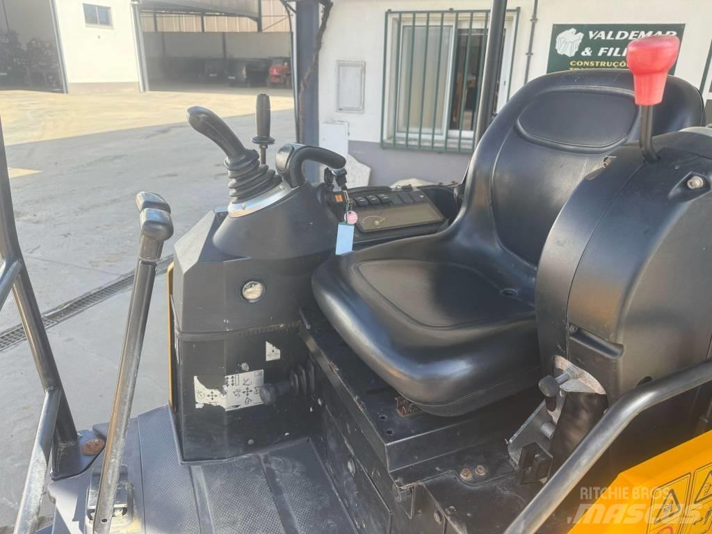 JCB 16 C-1 ミニ油圧ショベル 7t以下（ミニユンボ・ミニディガー）
