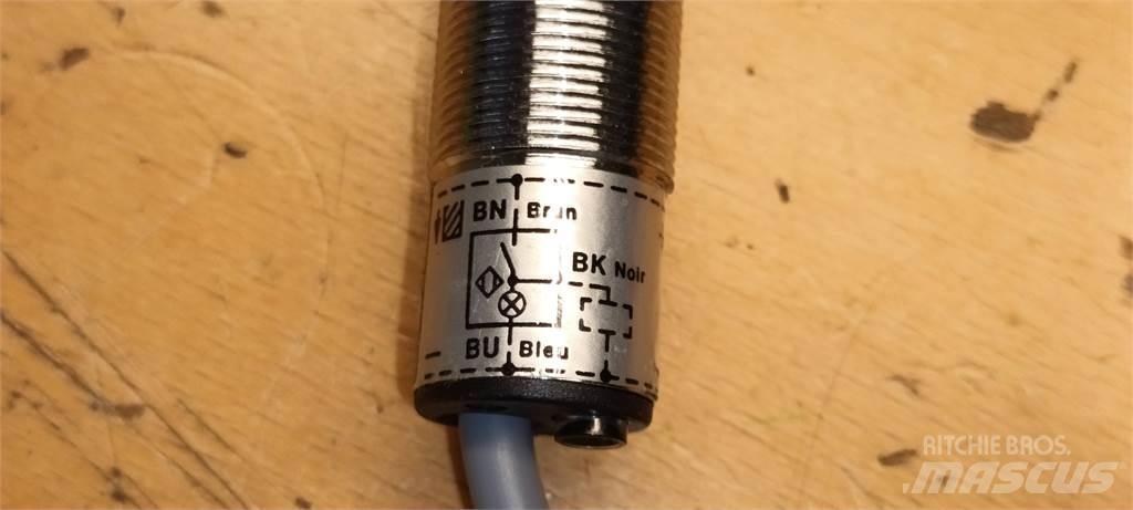 Rottne 046-0232 電子機器