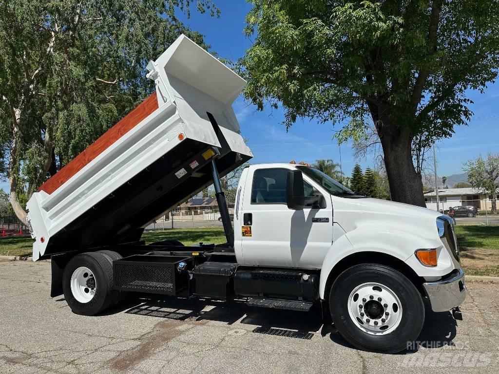 Ford F 750 SD ダンプ