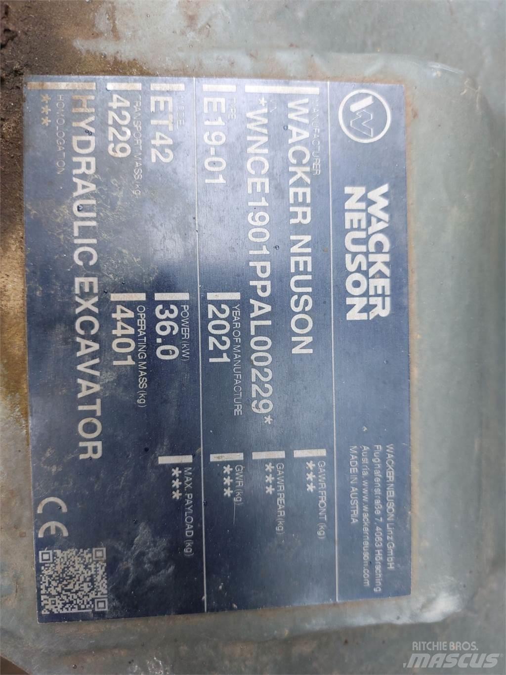 Wacker Neuson ET42 大型油圧ショベル12t以上（パワーショベル・ユンボ）