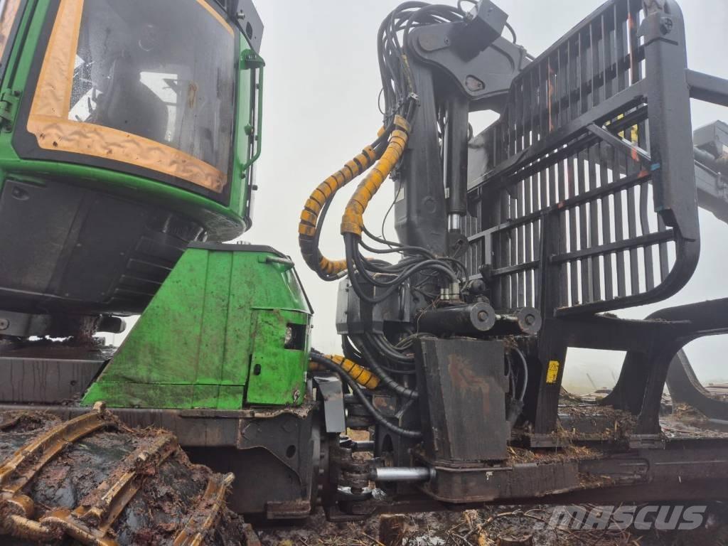 John Deere 1910 E フォワーダー
