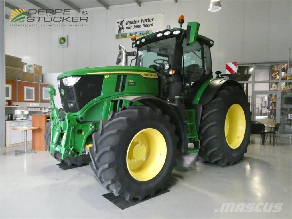 John Deere 6R 250 トラクター