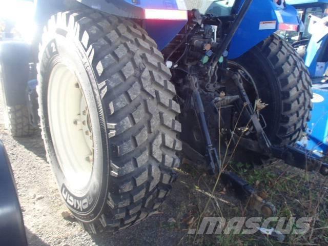 New Holland T 4.100 トラクター