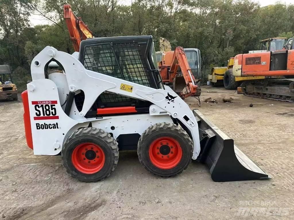 Bobcat S 185 スキッドステアローダー