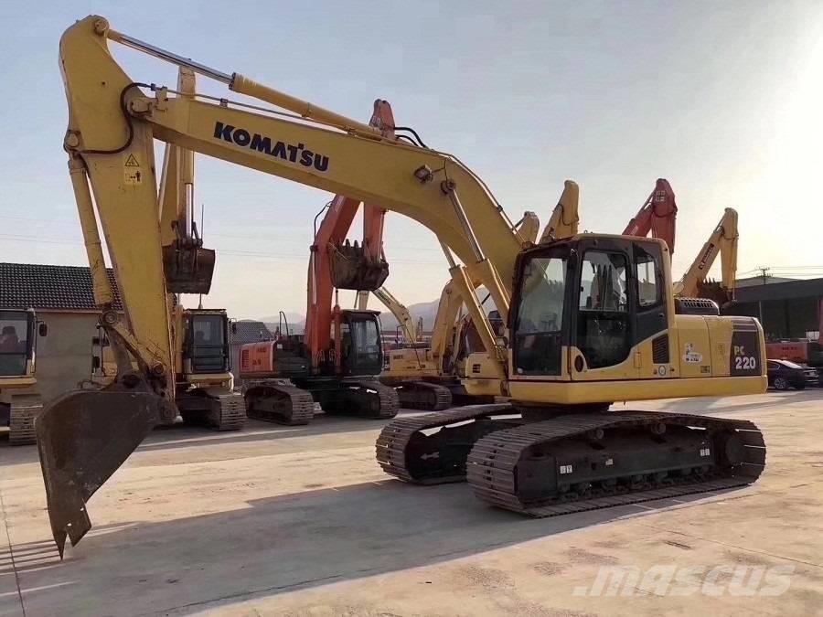 Komatsu pc220-7 大型油圧ショベル12t以上（パワーショベル・ユンボ）