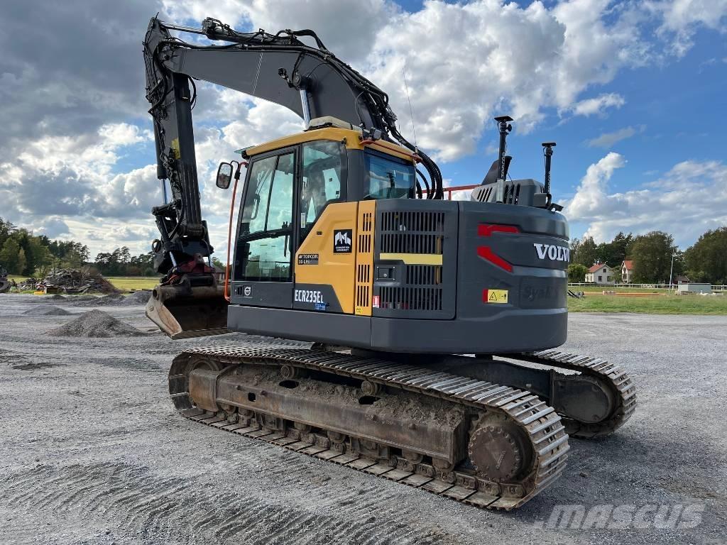 Volvo ECR 235 EL 大型油圧ショベル12t以上（パワーショベル・ユンボ）
