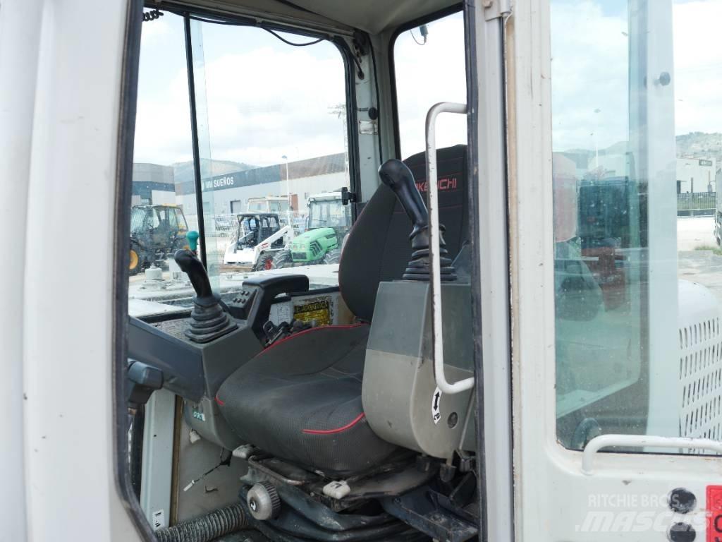 Takeuchi TB 175 中型油圧ショベル 7ｔ-12ｔ（ユンボ・パワーショベル・バックホー）