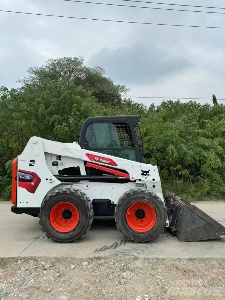 Bobcat S 630 スキッドステアローダー