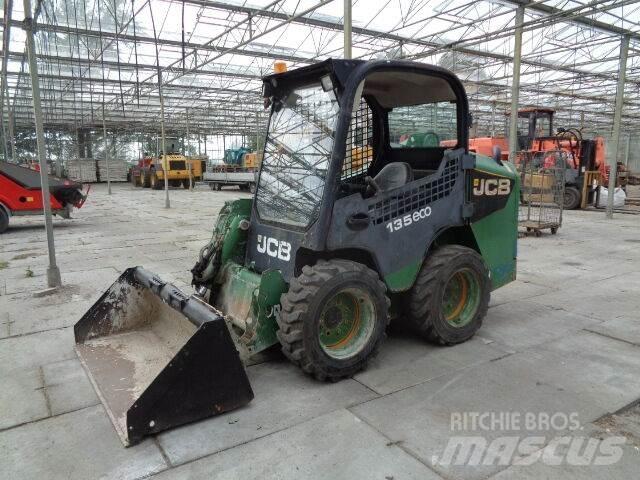 JCB 135 R スキッドステアローダー
