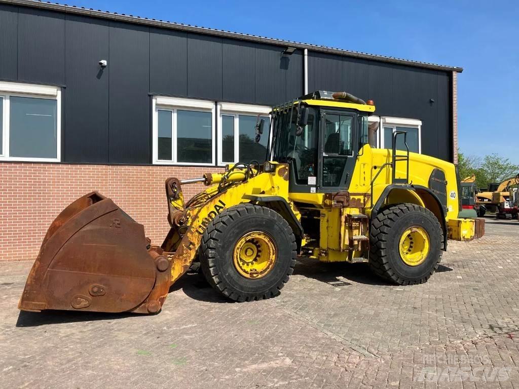 Hyundai HL960 ホイールローダー・タイヤショベル