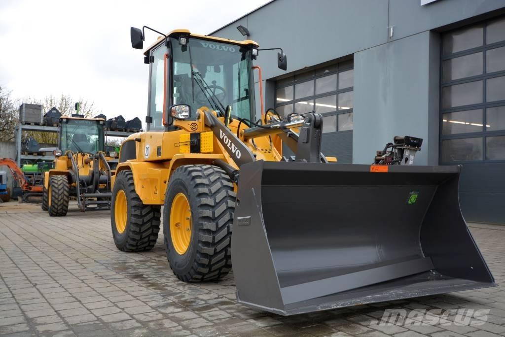 Volvo L 30 H ホイールローダー・タイヤショベル