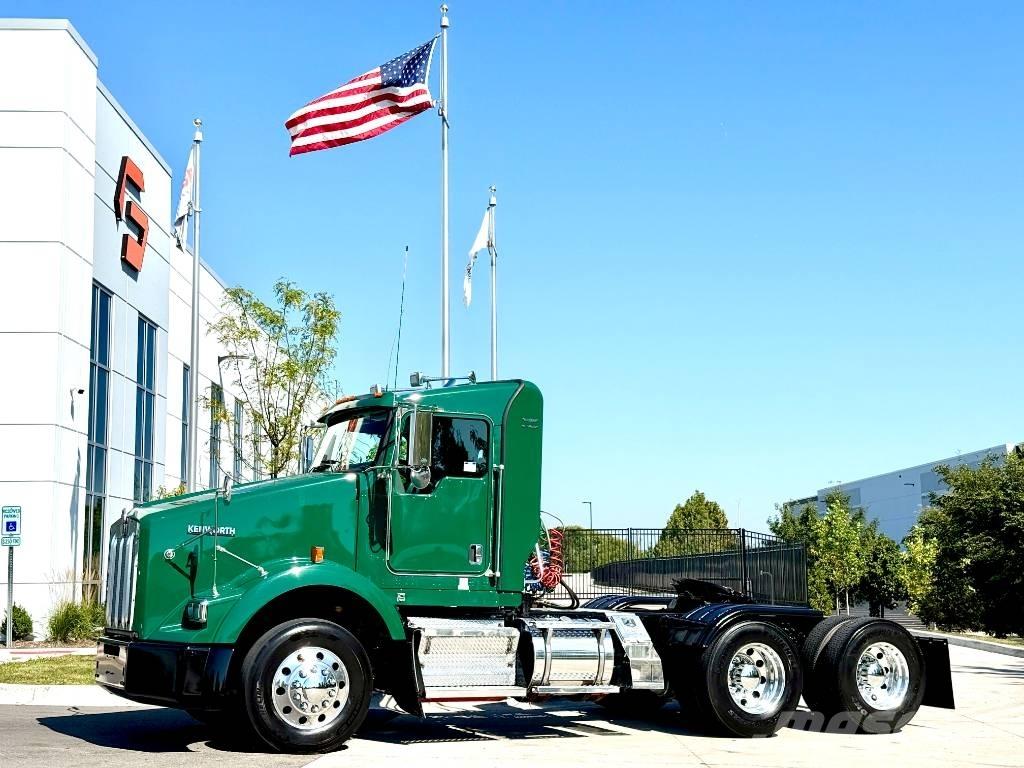 Kenworth T 800 中古トラクターヘッド | トレーラーヘッド