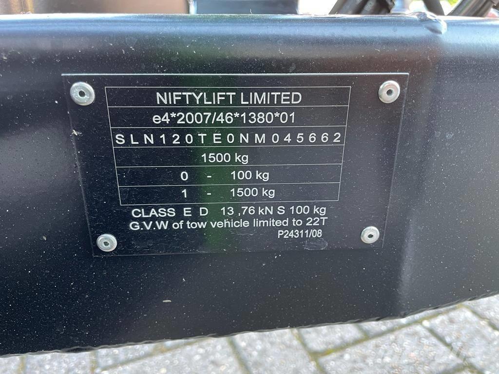 Niftylift 120T 高所作業台付トレーラー