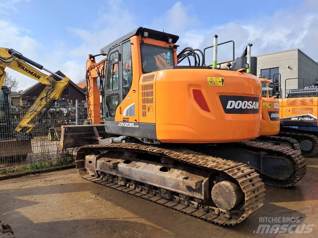 Doosan DX 235 LCR-5 大型油圧ショベル12t以上（パワーショベル・ユンボ）