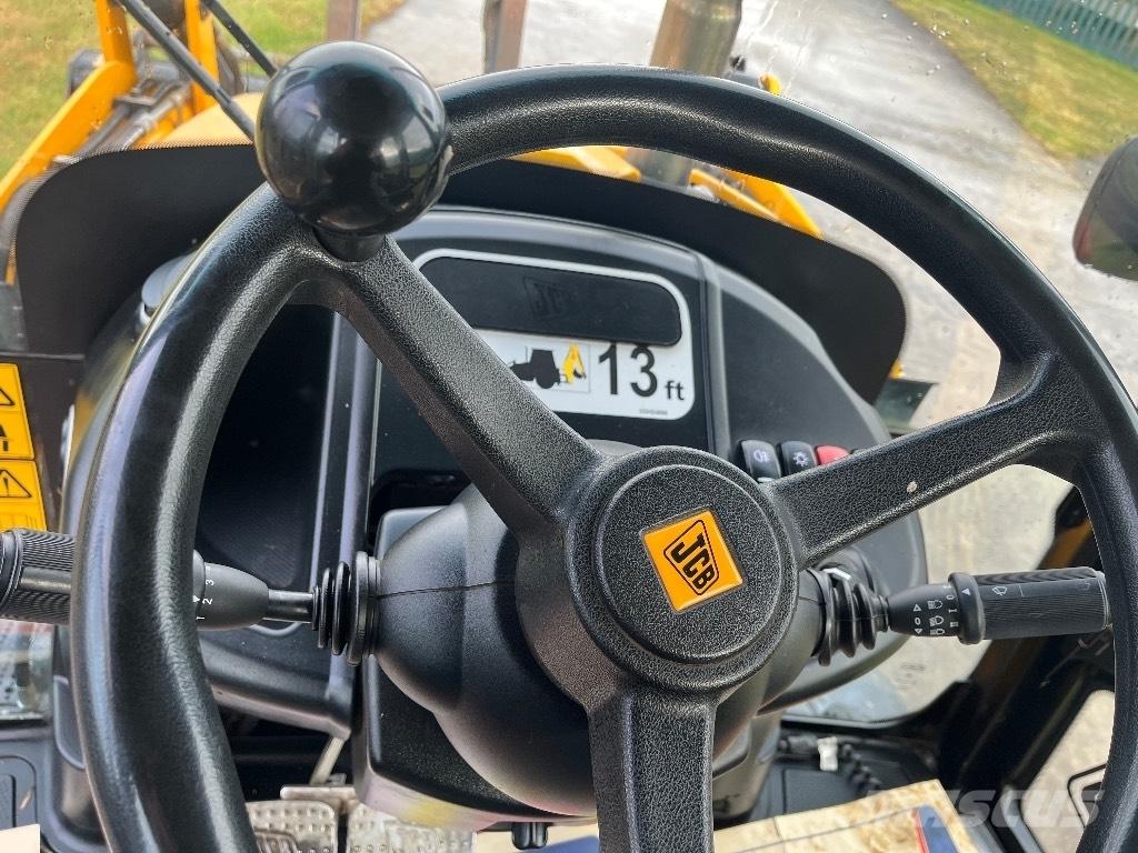 JCB 3CX バックホーローダー