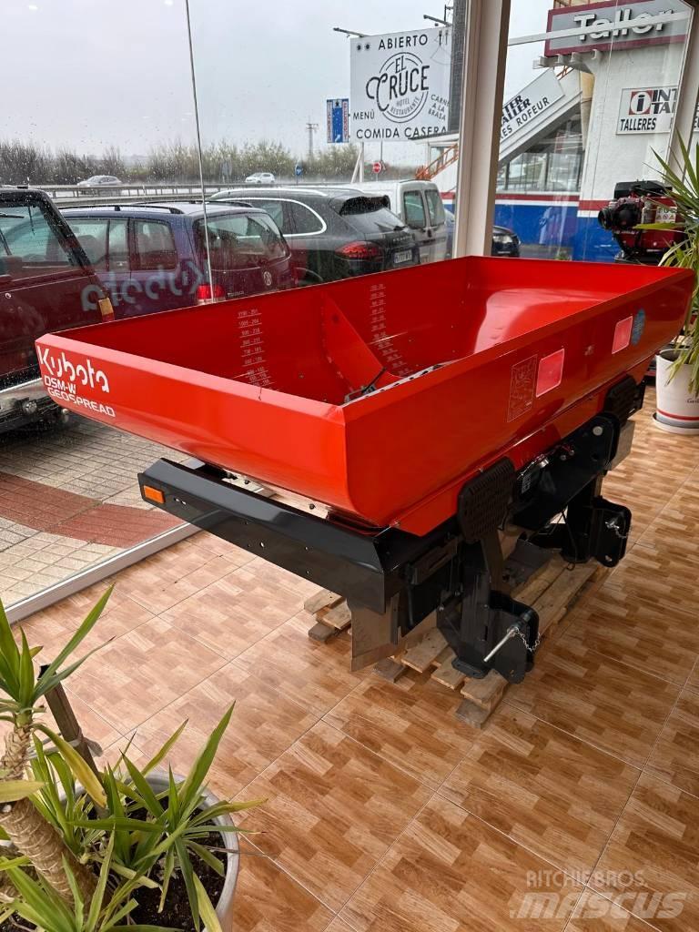 Kubota DSM-W 1300 ミネラル散布機
