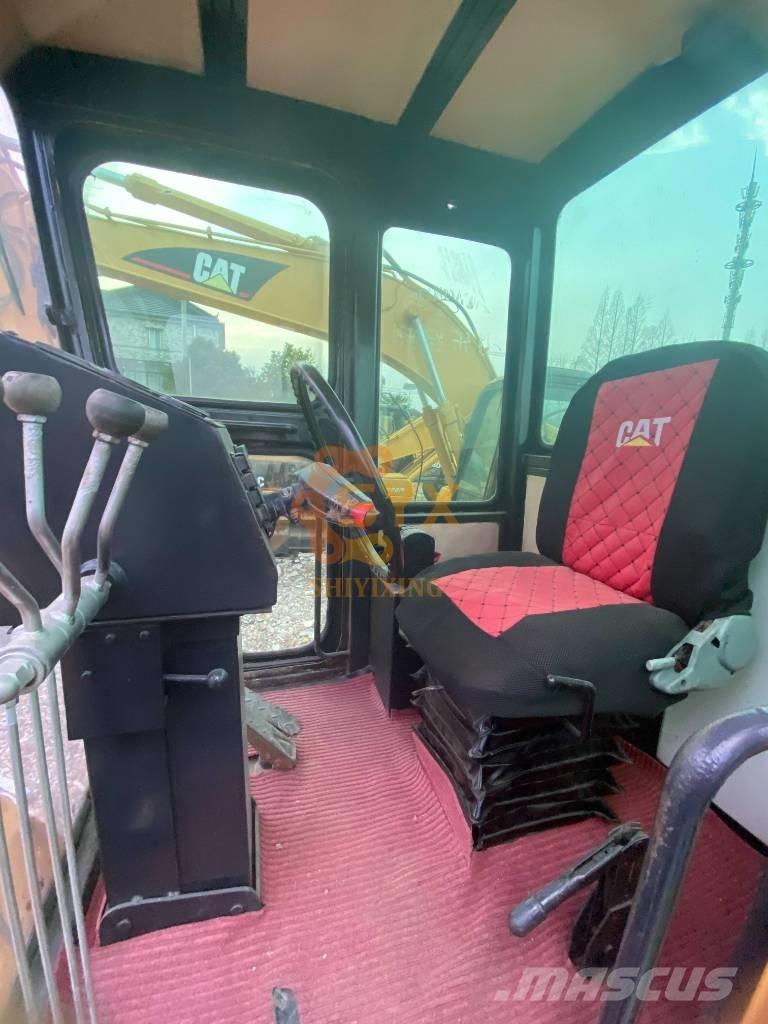 CAT 140 H モーターグレーダー