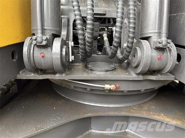 Volvo EC240 大型油圧ショベル12t以上（パワーショベル・ユンボ）