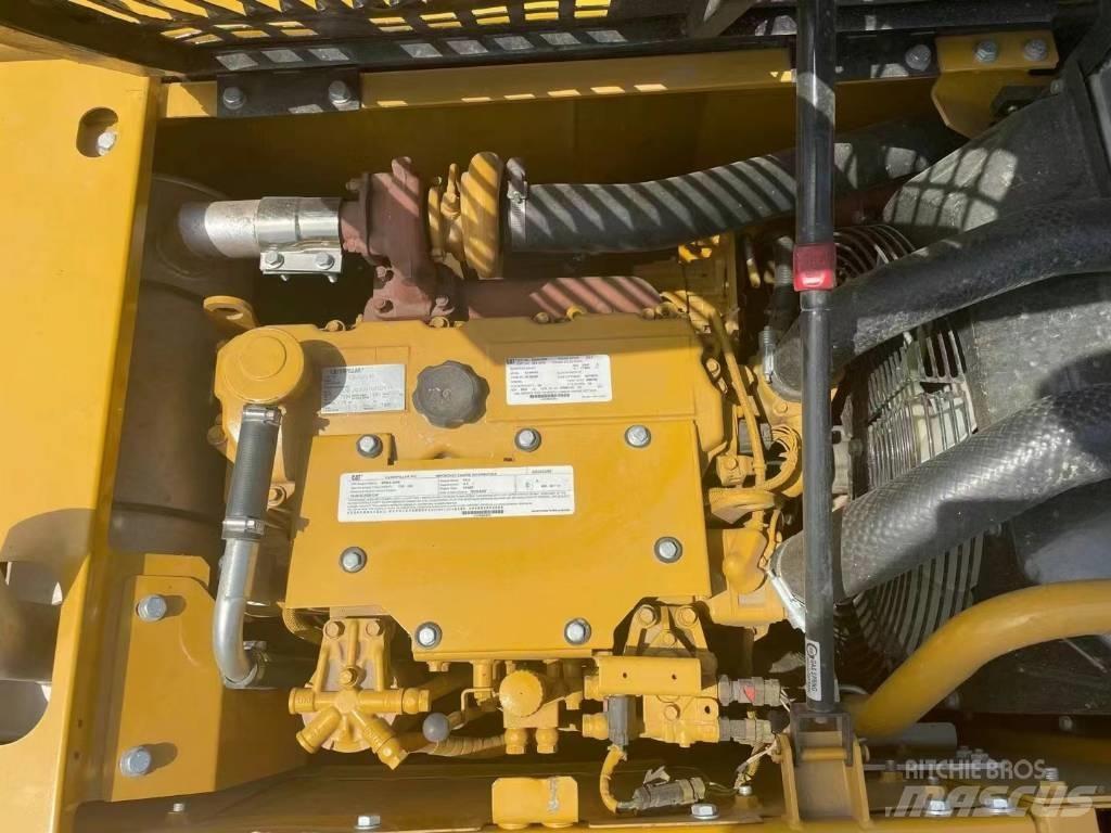 CAT 312D 大型油圧ショベル12t以上（パワーショベル・ユンボ）