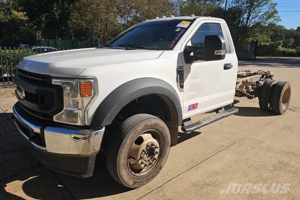 Ford F 450 XL SD キャブ付きシャーシ