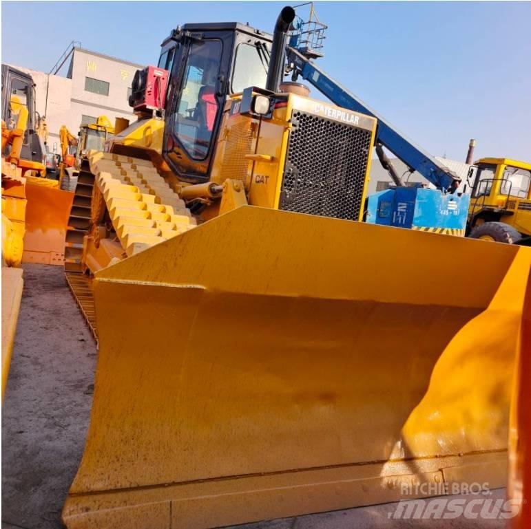 CAT D 6 R ブルドーザー