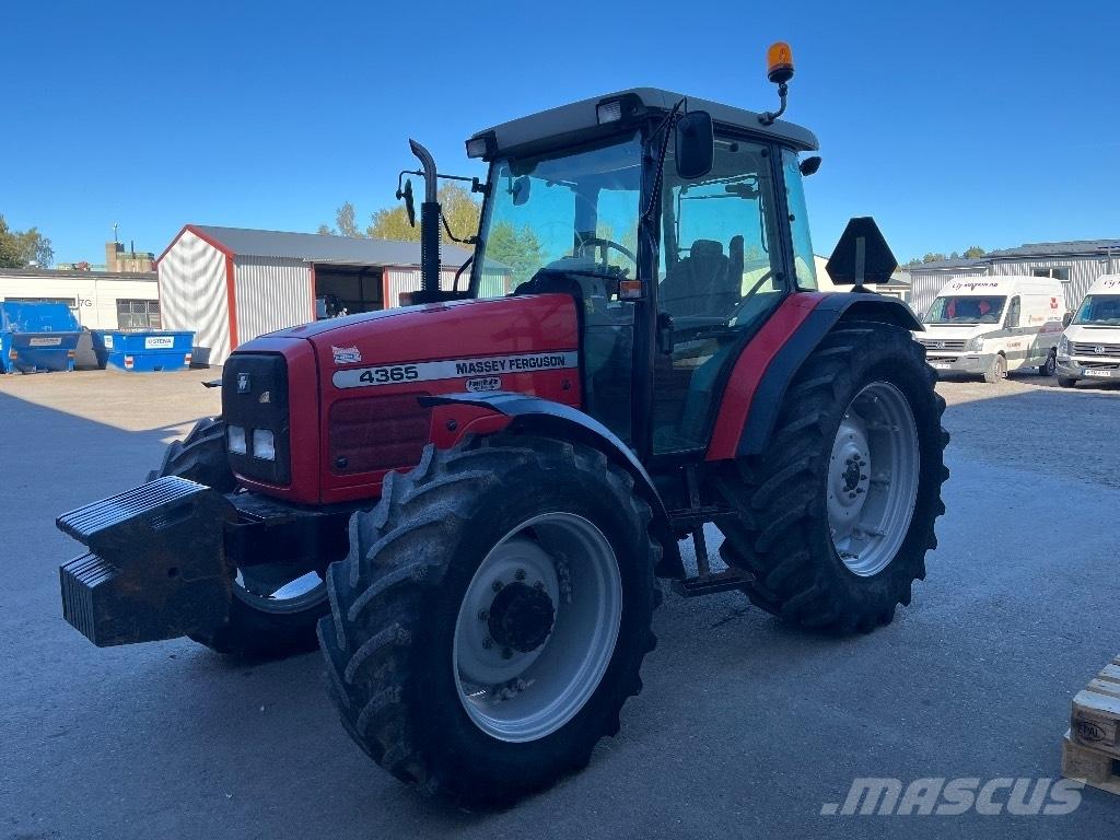 Massey Ferguson 4365 トラクター