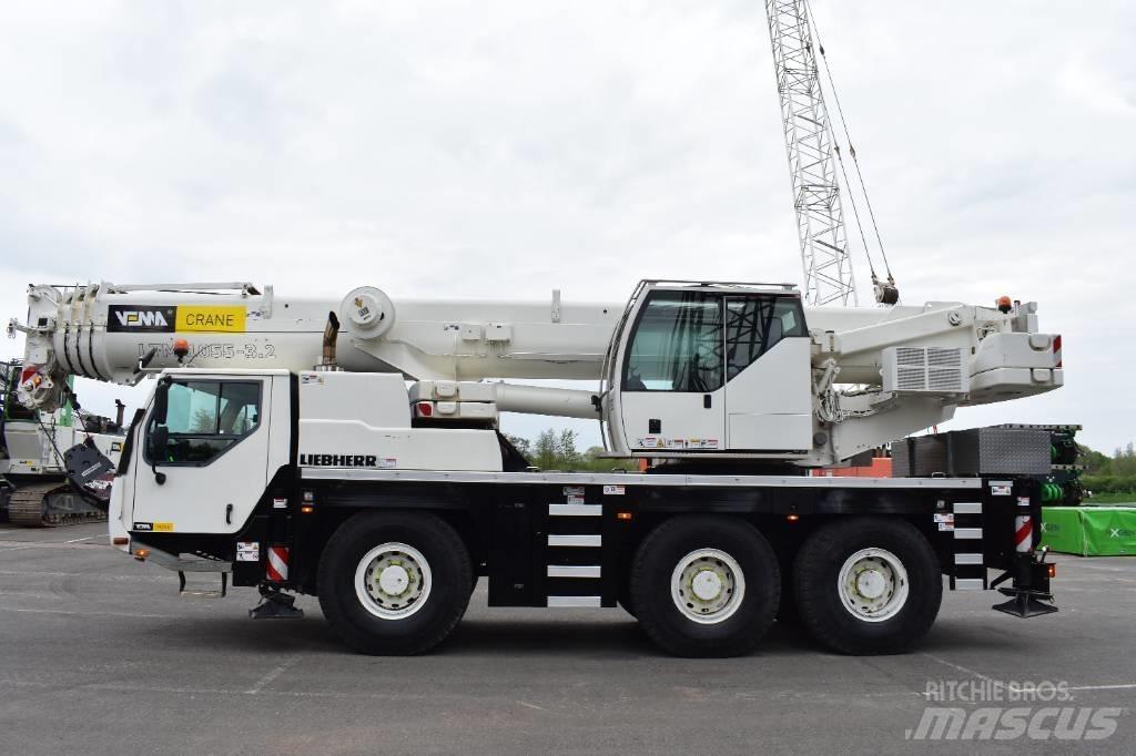 Liebherr LTM1055-3.2 オールテレーンクレーン
