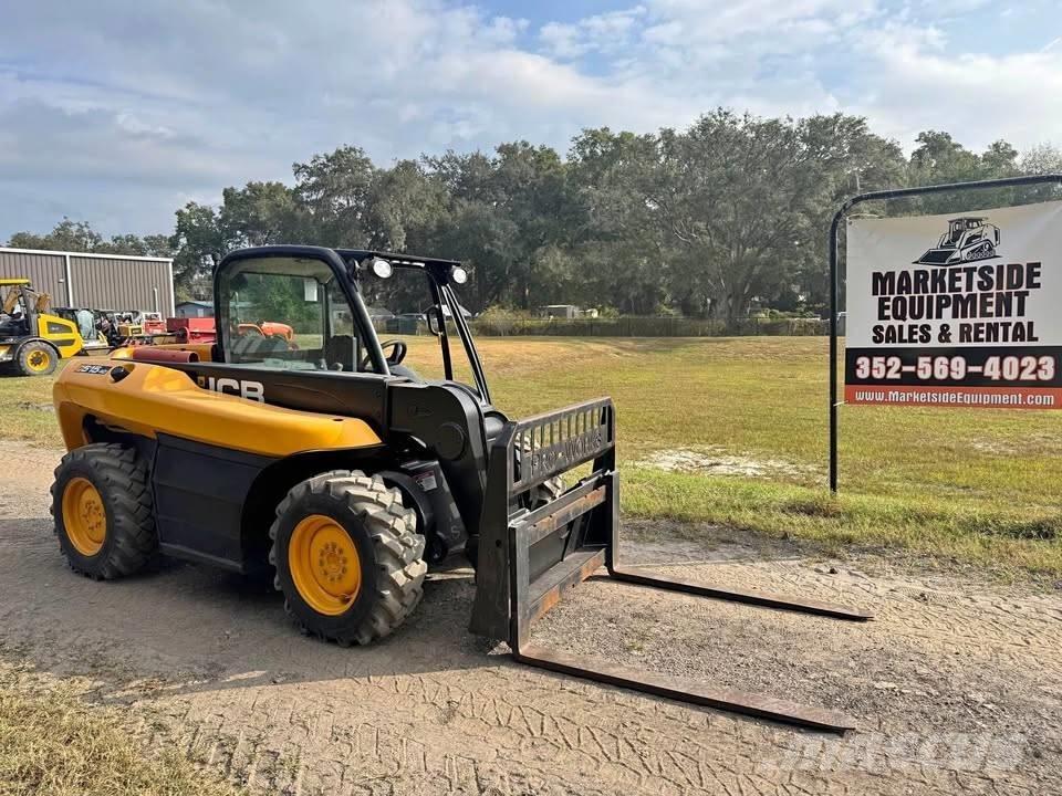 JCB 515-40 テレスコーピックハンドラー