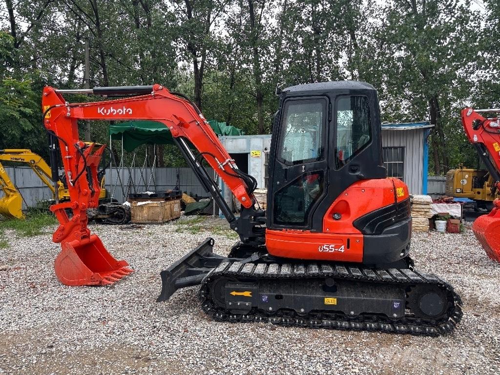 Kubota U 55-4 ミニ油圧ショベル 7t以下（ミニユンボ・ミニディガー）