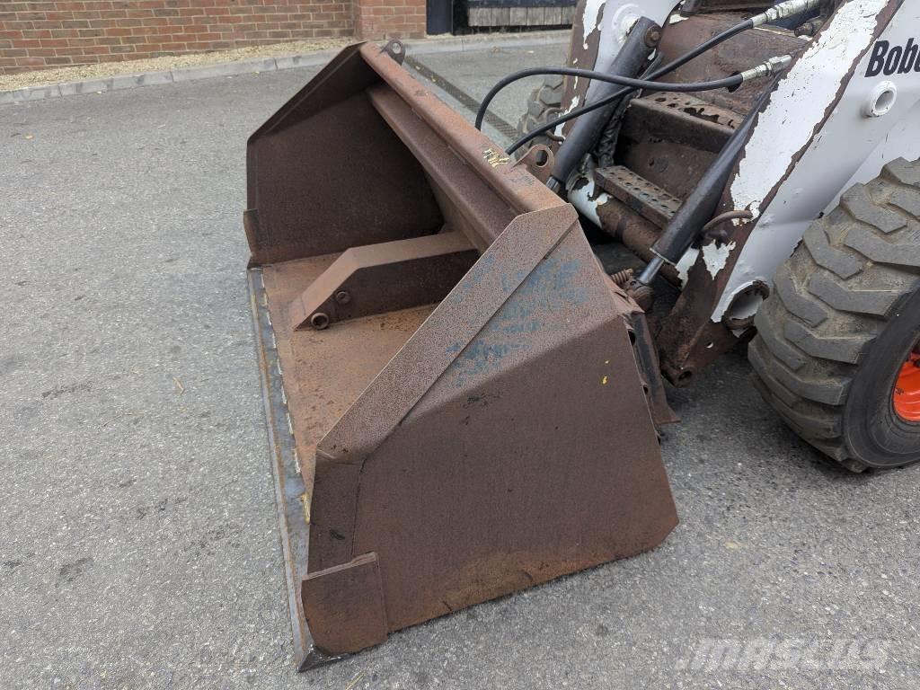 Bobcat TIPTOE BUCKET バケット