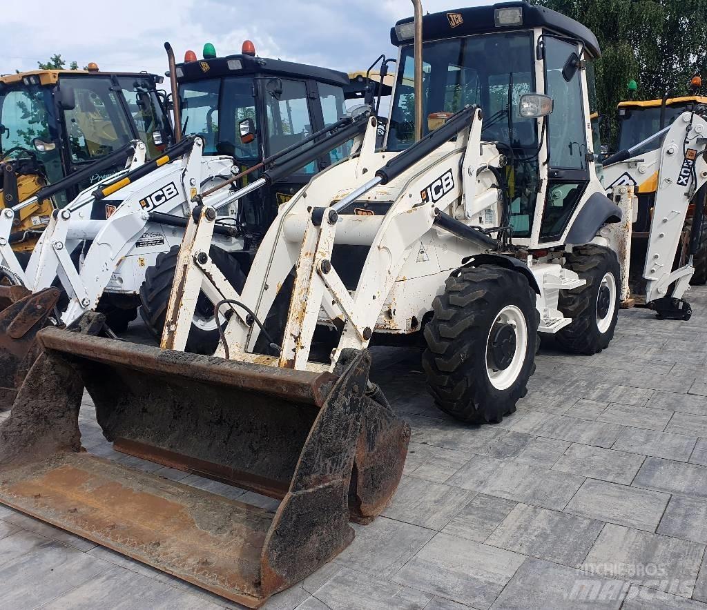 JCB 3 CX compact バックホーローダー