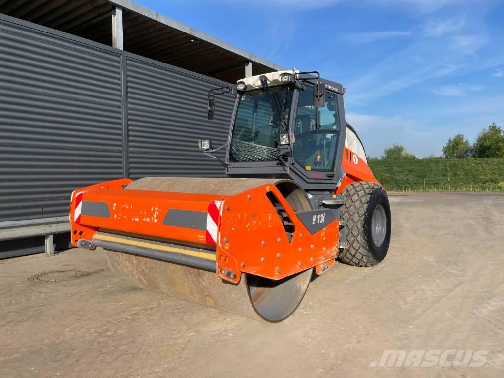 Hamm H 13I 振動ローラ