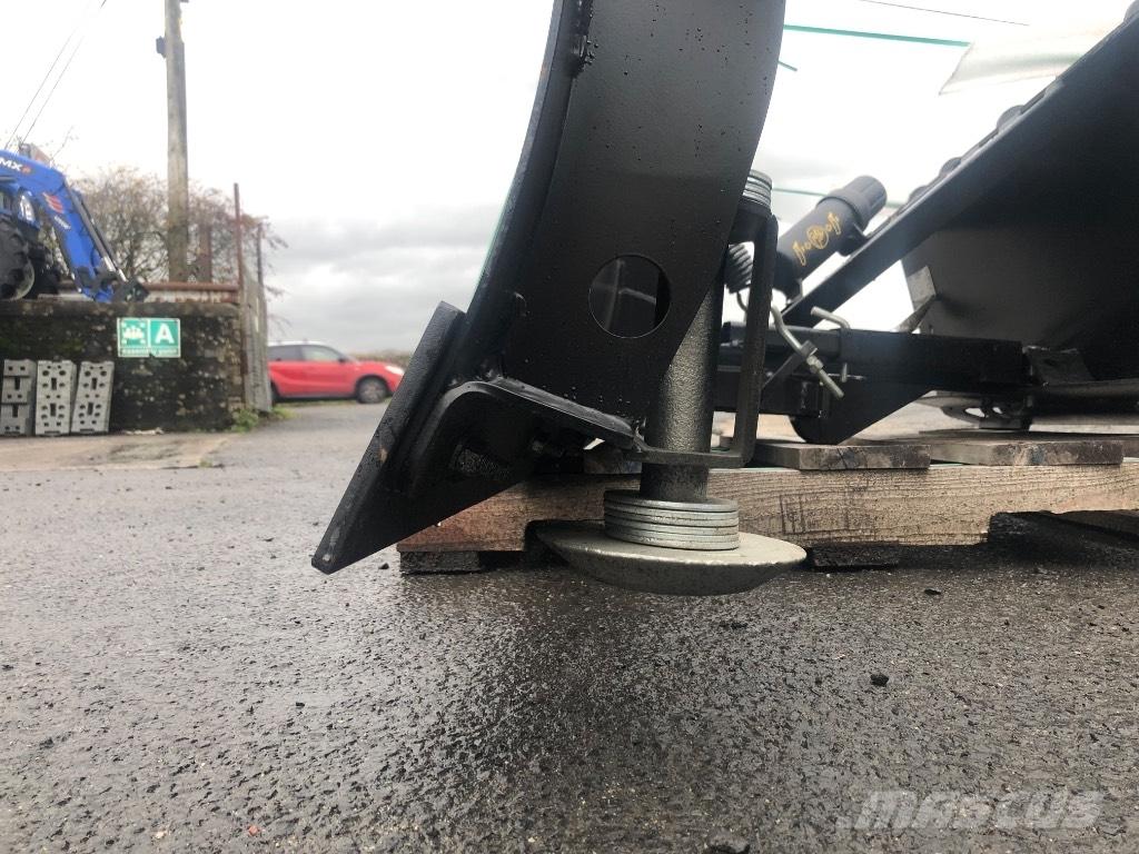 JCB Snow Plough プラウ