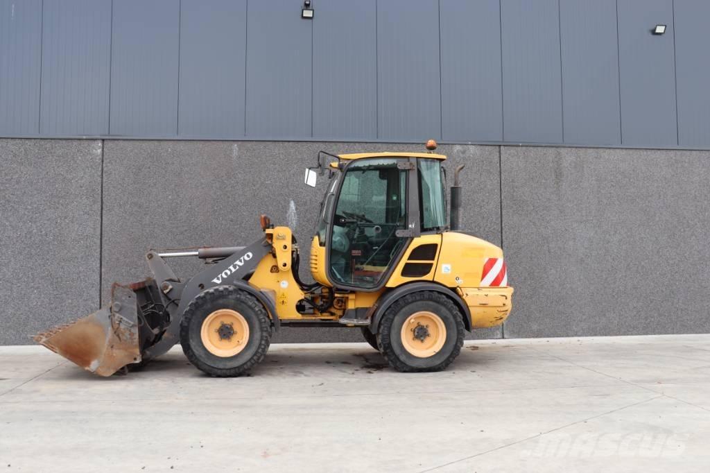 Volvo L25F-Z ホイールローダー・タイヤショベル