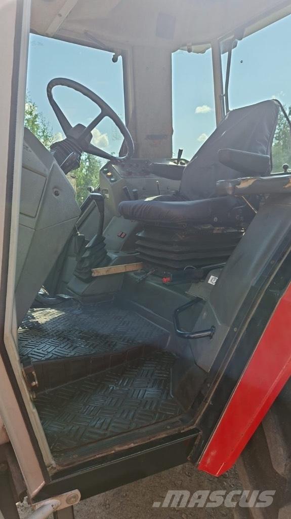 Massey Ferguson 3080 トラクター