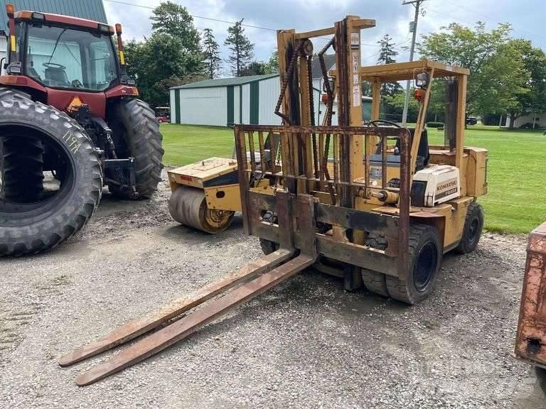 Komatsu FG 40ZT-4 フォークリフト - その他