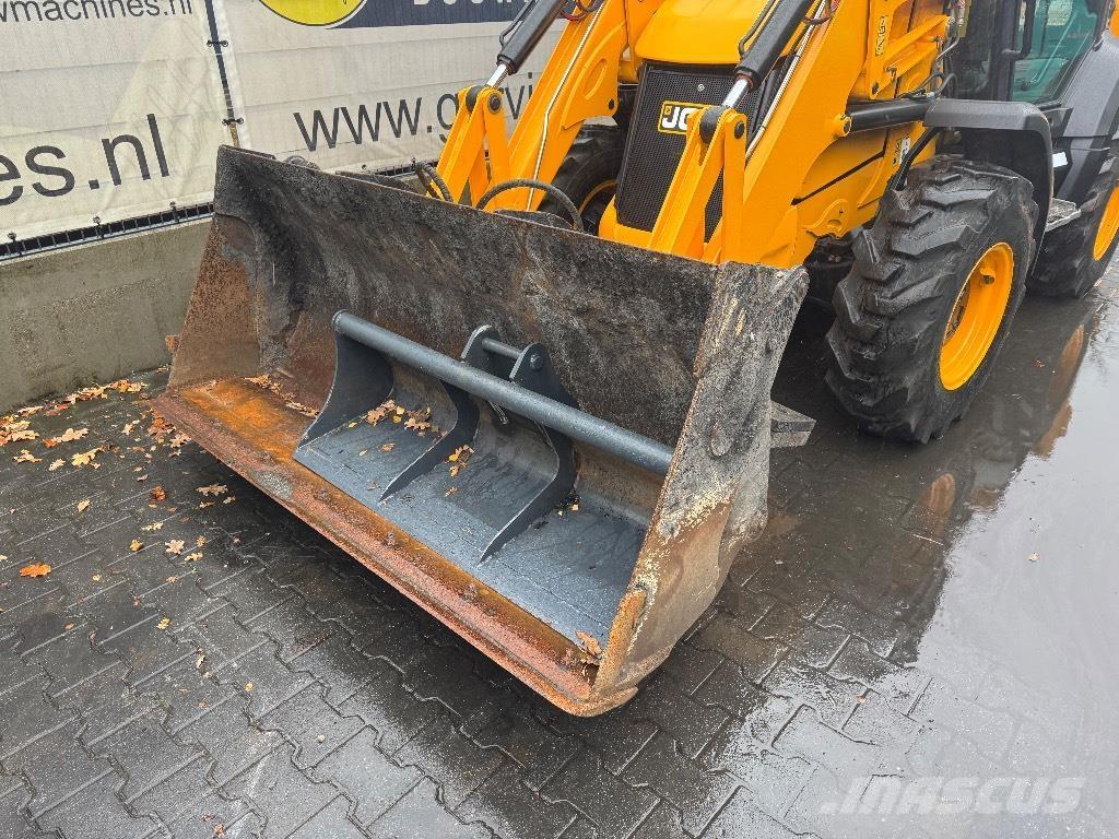 JCB 3CX compact バックホーローダー