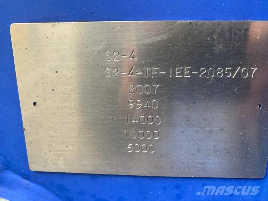 Kaiser S2-4 ホイール式油圧ショベル（パワーショベル・ユンボ・バックホー）