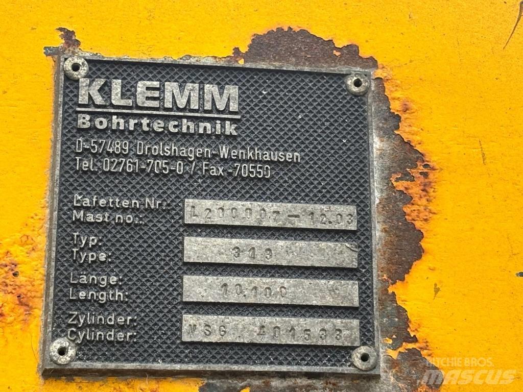 Klemm KR 807-4 杭打ち機