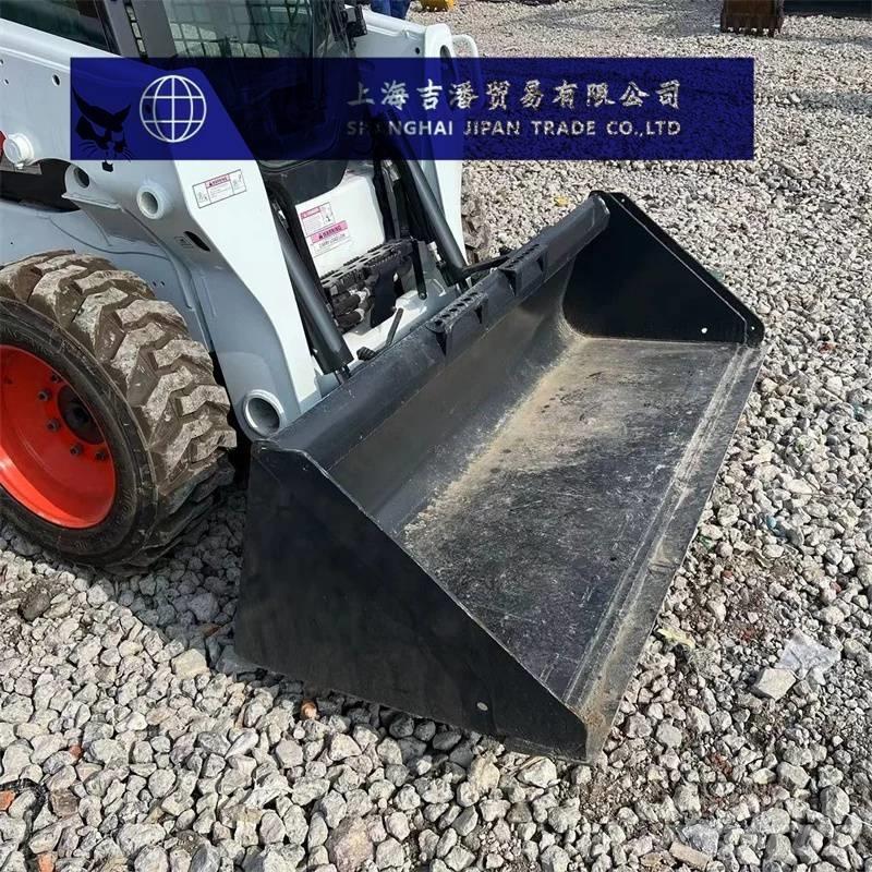 Bobcat s450 スキッドステアローダー