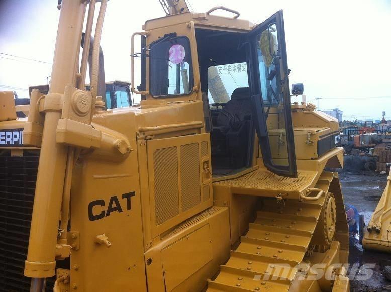 CAT D7H ブルドーザー
