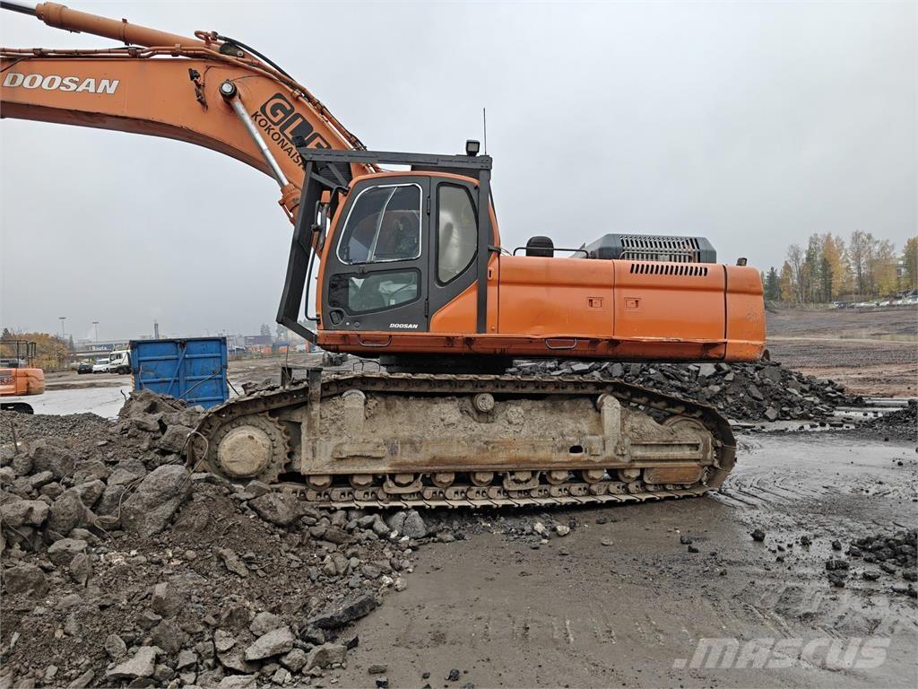 Doosan DX520LC 大型油圧ショベル12t以上（パワーショベル・ユンボ）