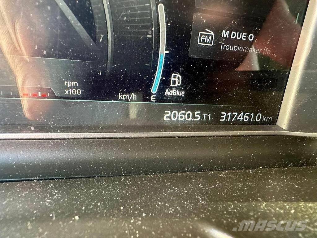 Volvo FH 460 中古トラクターヘッド | トレーラーヘッド