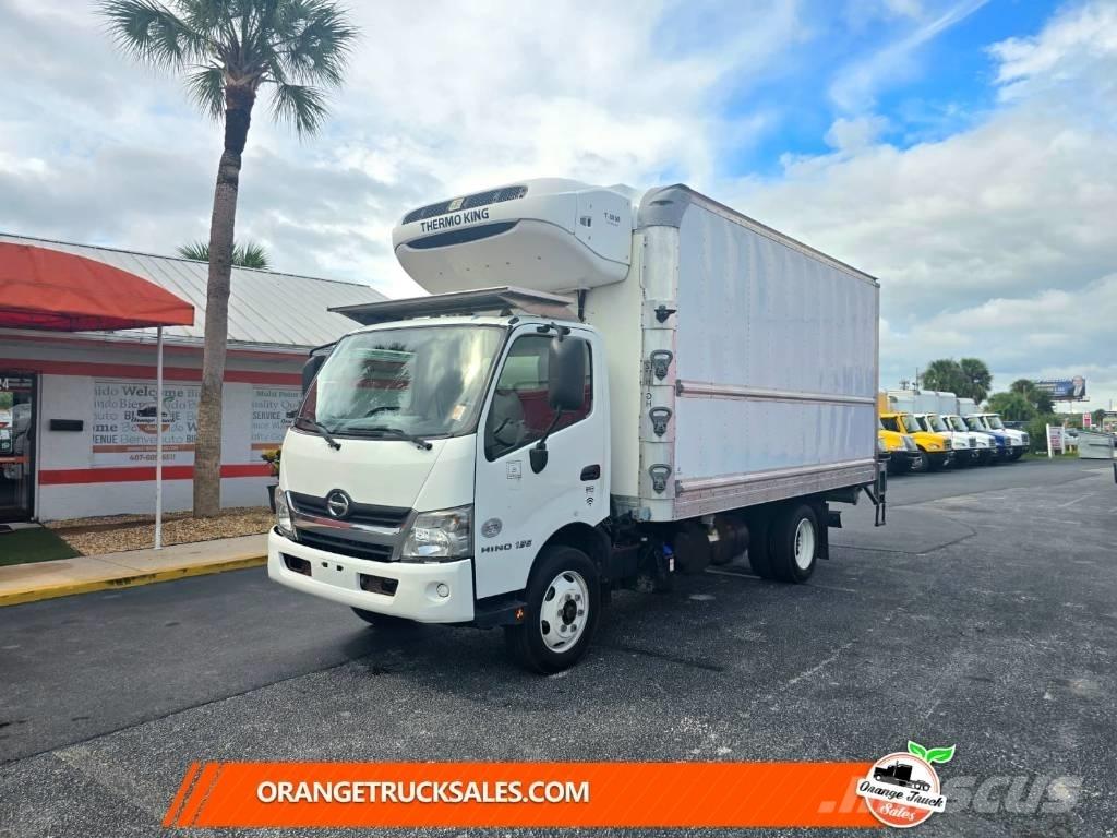 Hino 195 冷凍冷蔵車