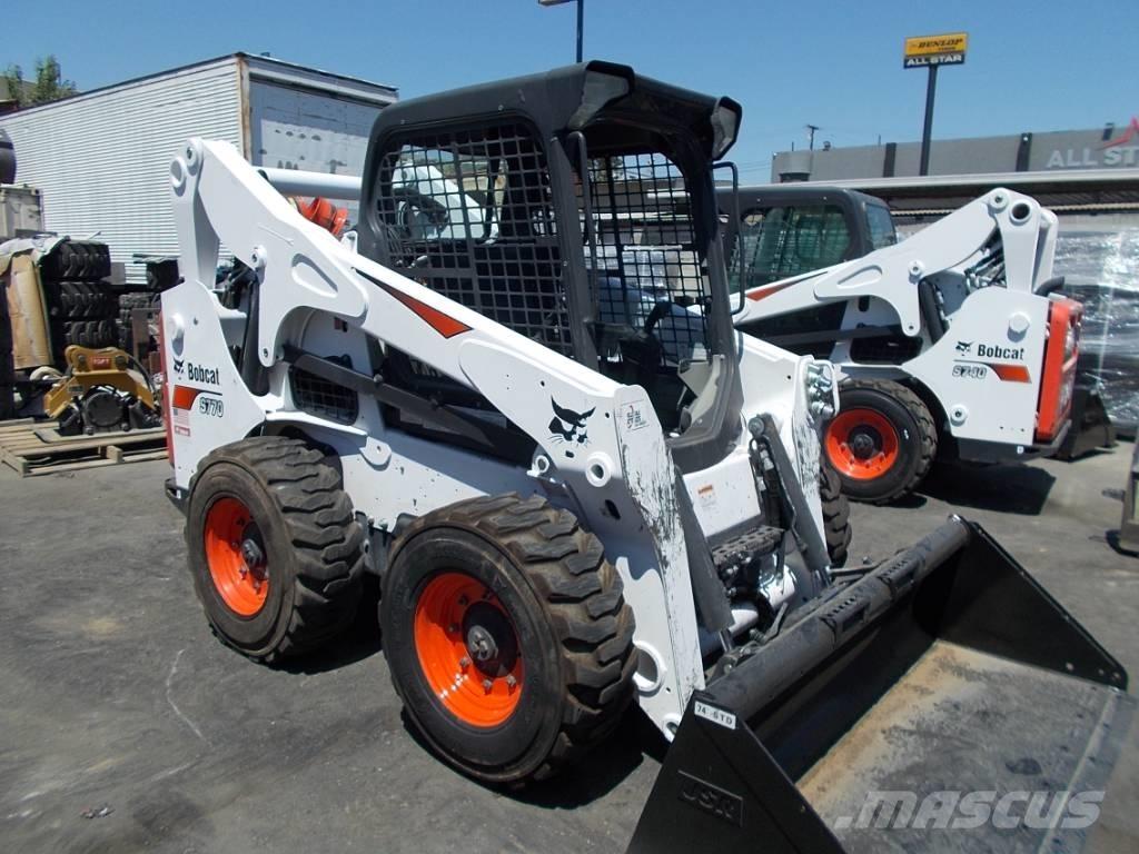Bobcat S770 スキッドステアローダー