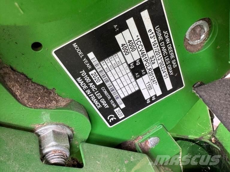 John Deere V461R ラウンドベーラー