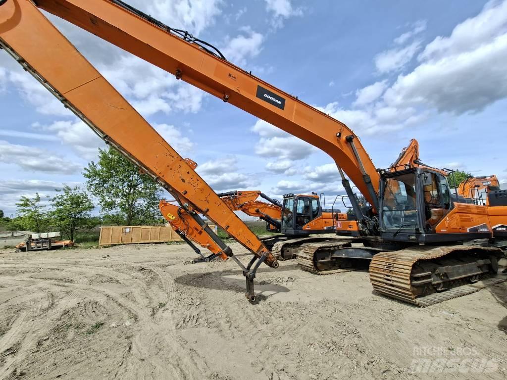 Doosan DX 300 LC-5 大型油圧ショベル12t以上（パワーショベル・ユンボ）