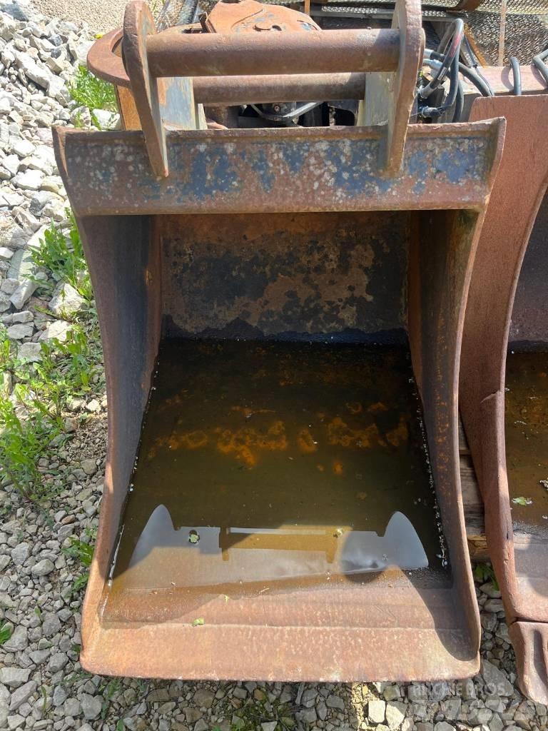 Komatsu 600 バケット